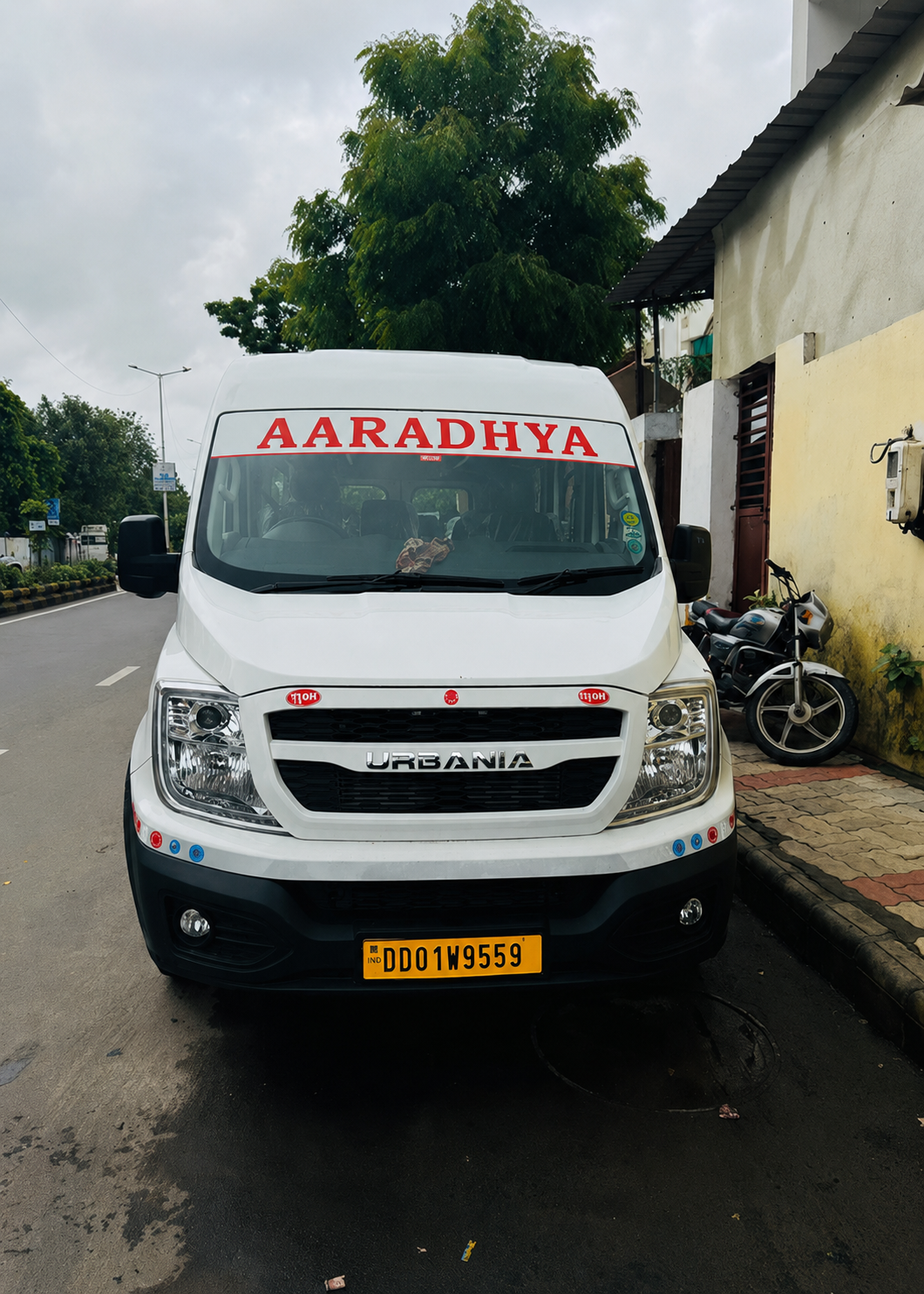 Urbania 16 Seater